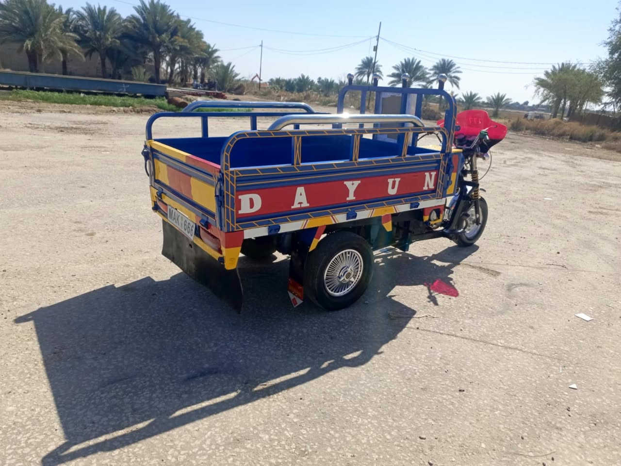 السلام عليكم ستوته للبيع موديل 19 توته حلوه وجوزه كهرباء شغاله مقفوله شاصي وركبه اوراق اصولي كان بابل الشوملي السعر ١٥٠٠ وبيها مجال ***********
