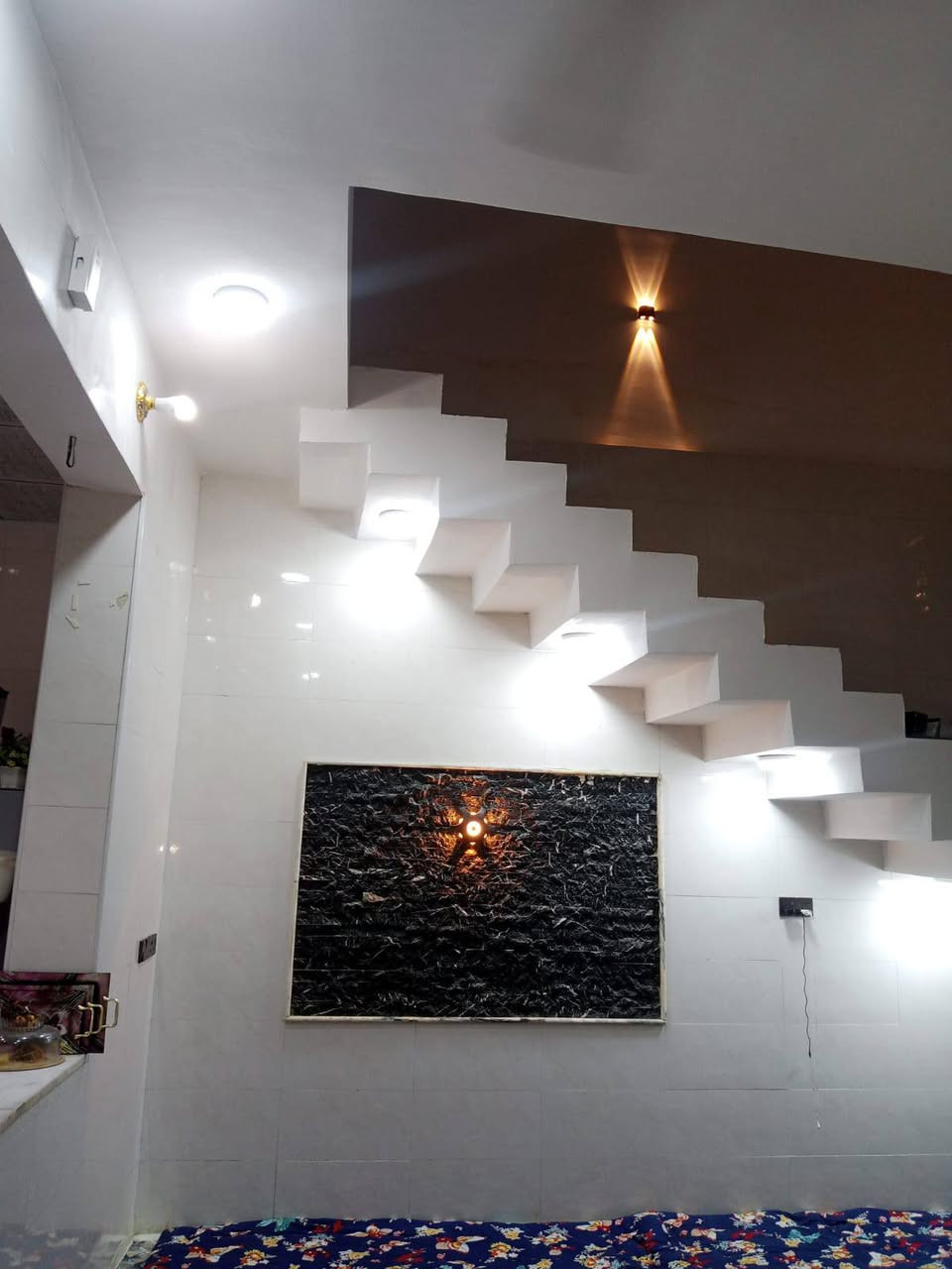 سلام عليكم
بيت للبيع مساحته 100 متر مربع
مقابيل مستشفى الكفيل خلف مدينه العاب ضوء القمر 
بناء طابوك طابق واحد بناء جديد
للأستفسار 
***********
***********
