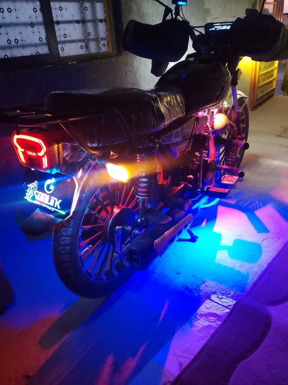 السلام عليكم دراجه للبيع نظافه فول مكان القائم.       ***********
