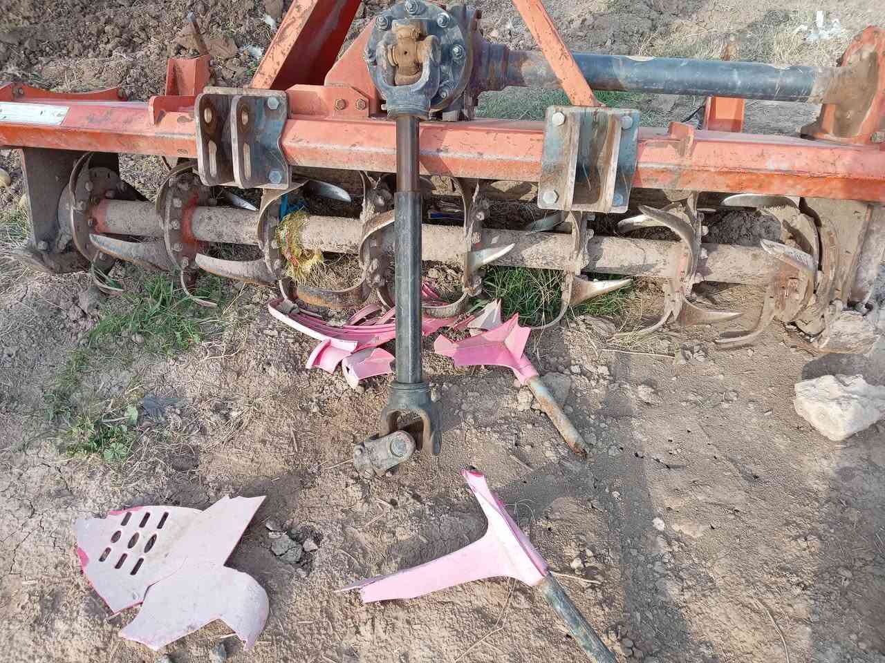 السلام عليكم من رخصة الادمن
رفاسة للبيع حجم ١٨٥ جاهزة للشغل السعر مليونين و ٢٥٠ وبيها مجال
العنوان اليوسفية القصر الأوسط 
للاستفسار الاتصال على الرقم
***********
