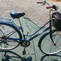 ورحمه الله وبركاته السلام عليكم ورحمه الله وبركاته  يوجد بايسكل 🚲  للب...