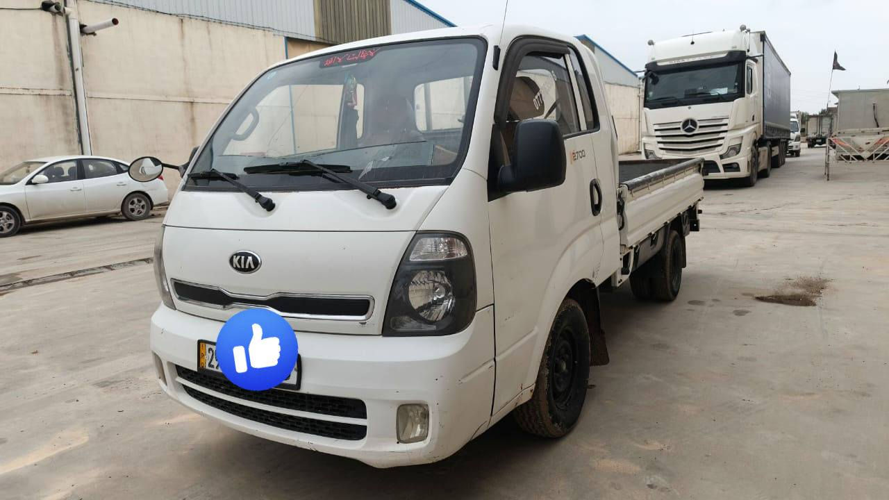 كيه بنكو 2700.  موديل2015 واسط.  سياره مكفوله شاصي 
قماره كفاله رقم شاصي واضح سنويه نافذه إلى. 2027 
للاستفسار الاتصال ***********
