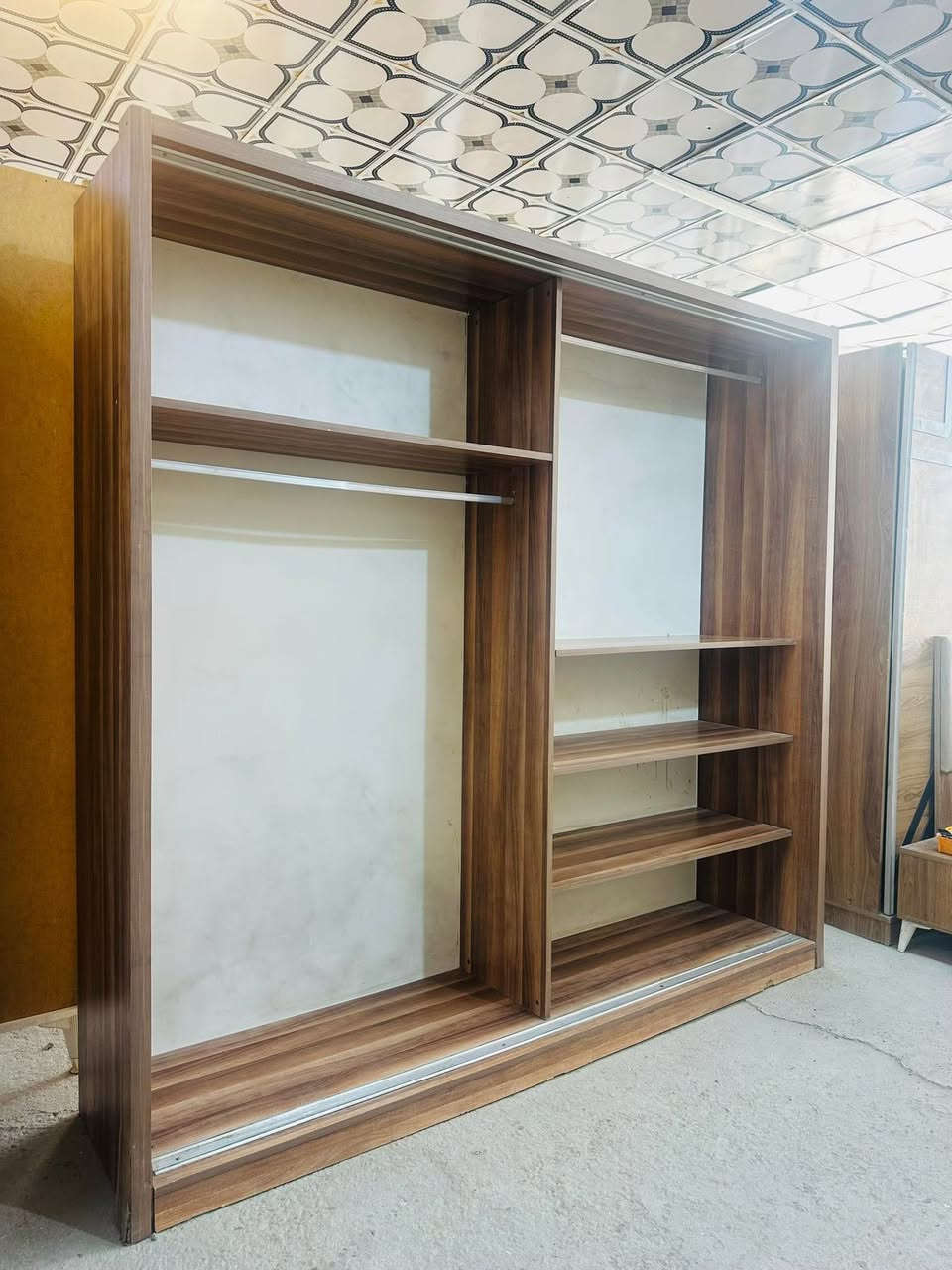 ٣٥٠ واصل شد ونقل


**إذا كنت صاحب هذا الإعلان وتريد حذفه لأي سبب، رجاءا أرسل رسالة إلى الدعم الفني**