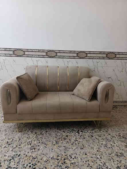 قنفات نضاف جدا استعمال جديد للبيع ٢ ام نفرين و٢ ام نفر 
السعر ٢٥٠
العنوان حي الوفاء
*********** النجف
