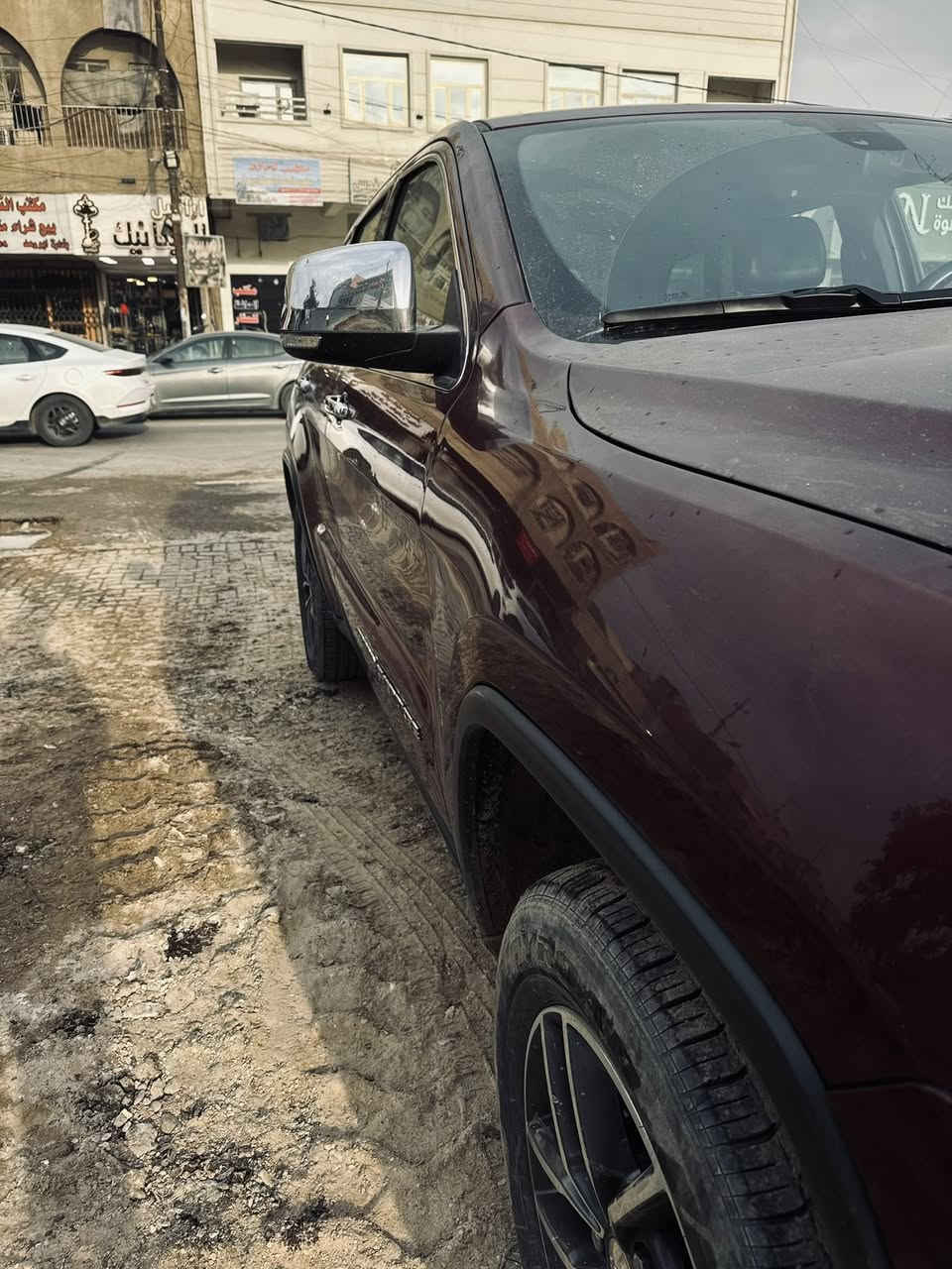 تحية طيبة
جيب لاريدو لمتد امريكي كلين 
موديل 2017
بيها فقط ضربة بالعراق في الجهه اليمنى ايرباك كله سليم
رقم بغداد باسمي تحويل ثاني يوم 
فوووول مواصفات 1/1
( بانوراما ، بصمه ، ردارات امامي ، جلد ، كراسي تدفئه وتبريد ، تحكم كامل ، كشن ذاكره ، اطفاء ذاتي ، جنطة كهرباء , تحكم ستيرن كهوباء , ماوس ) 
وبعد هواي مواصفات بيها
السعر 199 وبيها مجال بسيط
الاتصال ***********

غير متواجد ماسنجر فقط واتساب و اتصال عل سيمكارت
