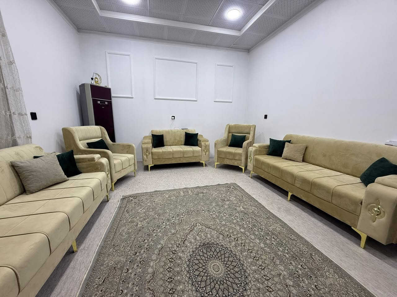 قەنەفەی ١٠نەفەری ٤٥٠مامەڵە


**إذا كنت صاحب هذا الإعلان وتريد حذفه لأي سبب، رجاءا أرسل رسالة إلى الدعم الفني**