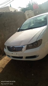 ليفان موديل ١٢ مابيها صبغ فقط خياسات كلش قليلة السعر ٤٥ ورقة بيها مجال...