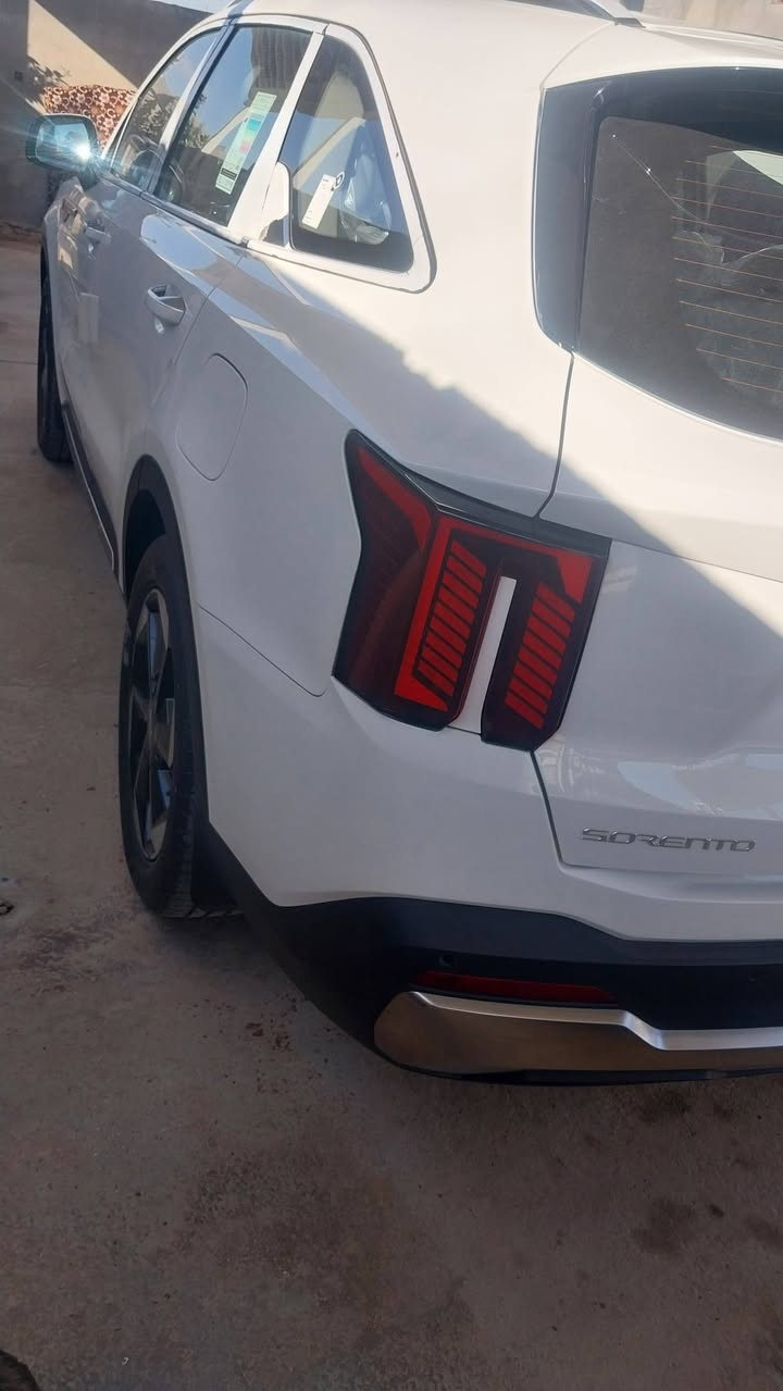 سورنتو ٢٤خليجي
كفاله عامه ماشيه ١٤
حقيقي سياره مال بيت 
موصفات دوليه معروفه 
تحويل مباشر مكان بغداد حي جهاد 
***********
