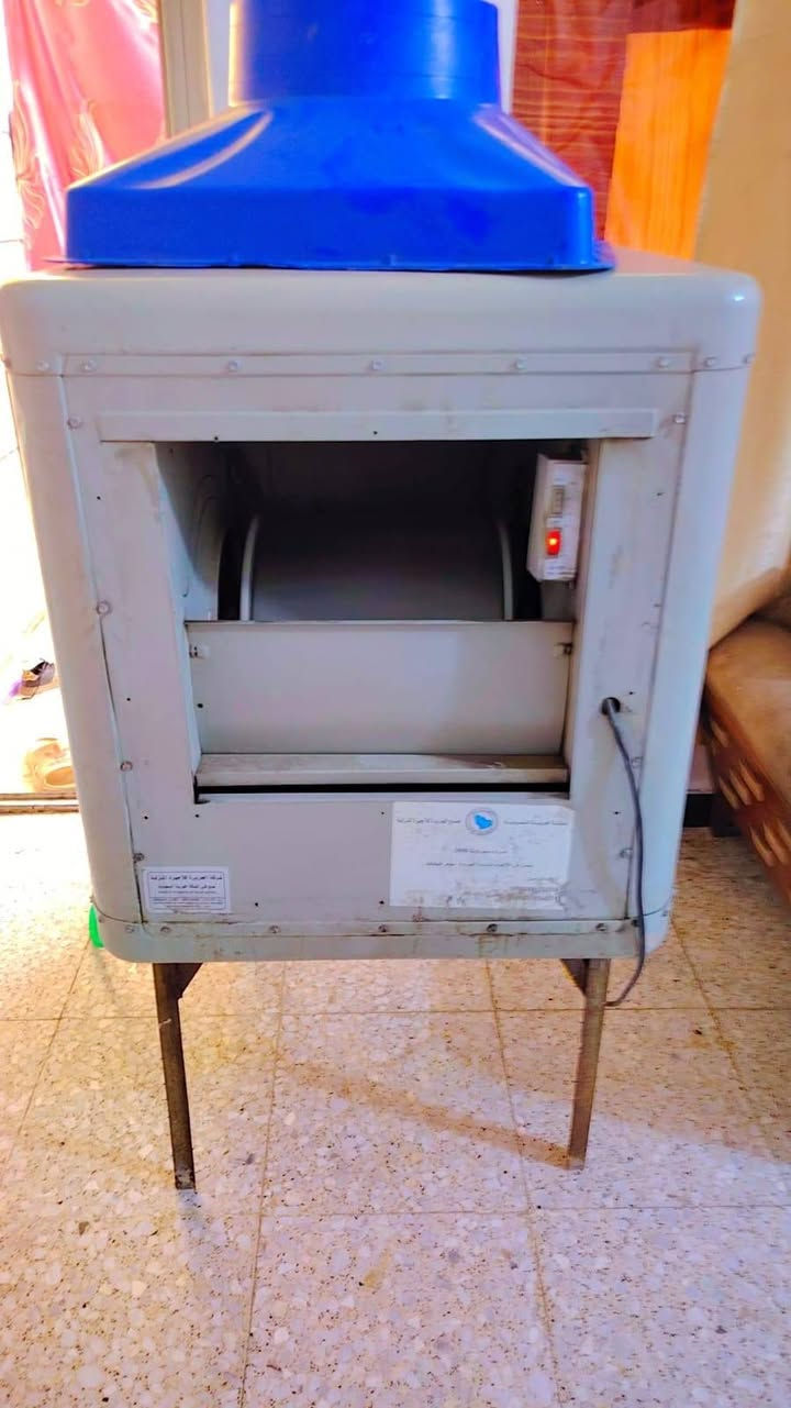 مبرده سعوديه صنع سعوديه ابوابها قفل تخبل سبب للبيع ما عندي مكان شوفت عيونكم والله تخبل 
مكاني بغداد الدورة جمعيه عدنان خير الله سعرها 285 بيها مجال


**إذا كنت صاحب هذا الإعلان وتريد حذفه لأي سبب، رجاءا أرسل رسالة إلى الدعم الفني**