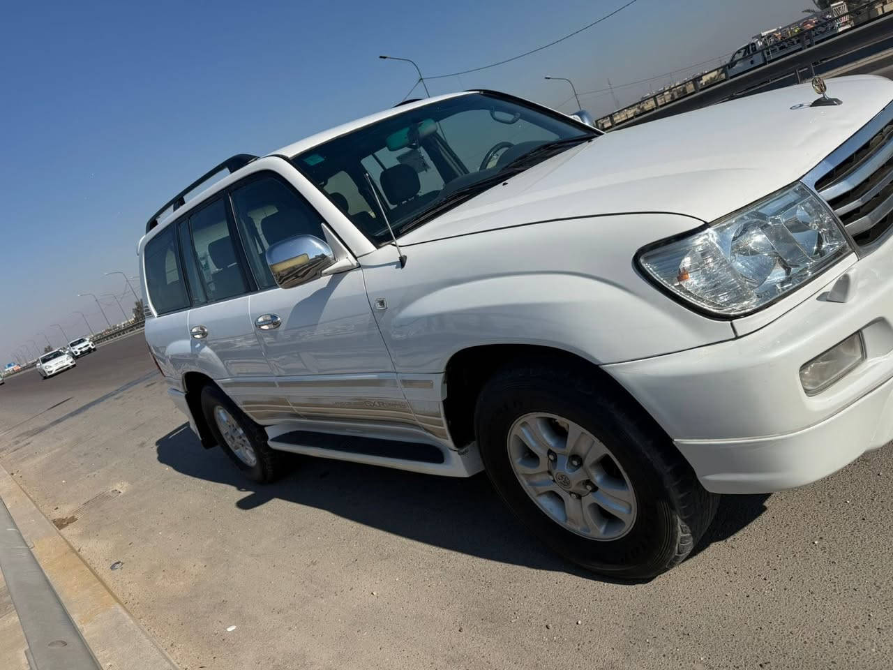 لاندكروز موديل 2003كويتي فول مواصفات مكفوله من الحادث بيه صبغ 3قطع رقم بغداد بسمي مكاني بغداد معارض البياع
شراي يتصل ويدلل سعر مناسب ‭٠٧٧٠ ١٧٠ ٢٦١٢‬
