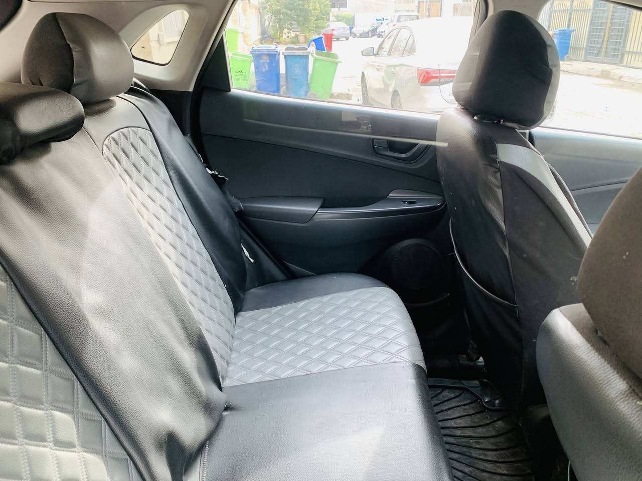 السلام عليكم كونا 2019 للبيع وارد امريكي فول مواصفات محرك 2000 دوش كير AT مكفول سياره بيه البنيد مبدل ومصبوغ سياره جاهزه من جميع نواحي صدر محرك كير تبريد كله جاهز مواصفاته رادار امامي حساسات اماميه خلفيه سياقه ذاتيه بصمه سلايت تدفئه بلستيرن سياره حلوه وخير من الله وبل عافيه على الياخذهه سعره ١٣٠ وبيه مجال مكان سياره بغداد اليرموك. ***********
