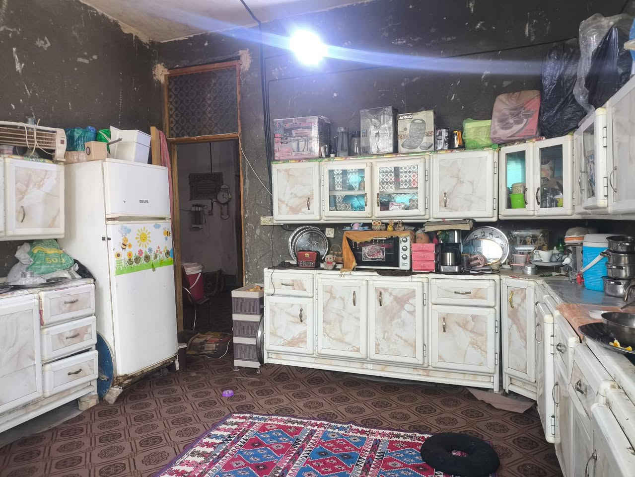 بيت للبيع طابو زراعي سند 25/
200متر المساحه
قرب شريقه بنت الحسن بناء جديد سعر 75
***********
