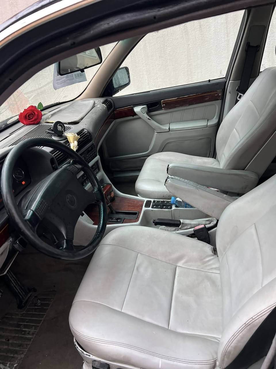 $52 وبيها مجال
735i 
موديل 1992 فول توماتيك 
كشنات كهرباء وخزن وهيتر
داخل ابيضّ ملكي 
سلايت كهرب 
رقم دولي شرط تحويل او وكالة 
52$ وبيها مجال


**إذا كنت صاحب هذا الإعلان وتريد حذفه لأي سبب، رجاءا أرسل رسالة إلى الدعم الفني**