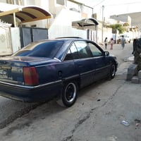 أوميغا • ١٩٩٣ • ٢.٠ قير عادي