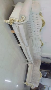 دیوان نظیف جدآ جدآ 10 مقاعد شرط النظافه سعر 150 الف 07736959141 075044...