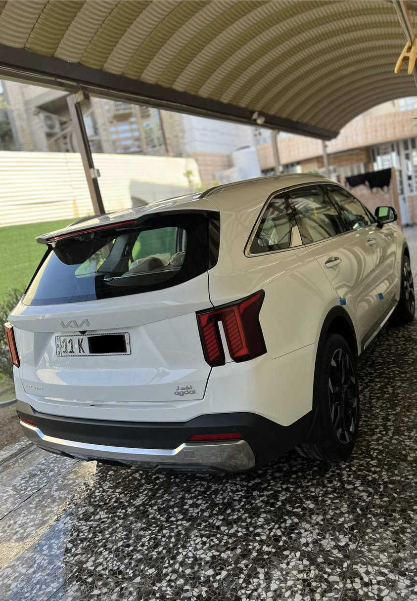 كيا سورنتو 2025 رقم بغداد تحويل مباشر 
السيارة زيرو ماشية 6 الاف فقط باقيلهه تبديلتين دهن بالمجان 
ام الضمان لمدة 5 سنوات او 100 الف كم 

المواصفات فول ماعدا البنوراما 
محرك 6 سلندر 3500 
بصمة تشغيل وابواب وتشغيل عن بعد 
حجم الويل 20 
داتا شو 
كامرتين 
گير ماوس 
سايد بريك بصمة 
شحن هاتف لاسلكي 
متعددة وضعيات القيادة 
بردات خلفية 
انارة داخلية دشبول وابواب متعددة الالوان 
شاشة متصلة متعددة الاستخدام 
تحكمات استيرن جهتين وشفتان ستيرن 
عددالمقاعد 7 راكب 
عدد قطع التبريد 3 
جنطة كهرباء ذكية 
مري شفط واشاير بالمري 
ليد نهاري والانارة ليد 
حساس امامي خلفي 
وبعد مواصفات 

السعر  : 332 $ 
للاستفسار : ***********
العنوان  : بغداد
