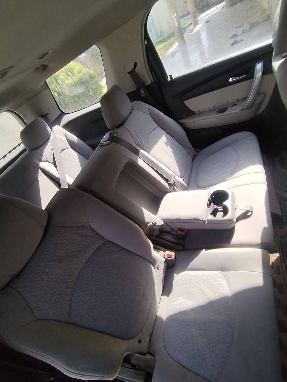 سلام عليكم جمسي اكاديا ٢٠٠٨ محور مكينه او كير افلون والسعر 65 وبيها مجال البيع او مراوس مكان ديالى الخالص رقم الهاتف ***********/ ***********
