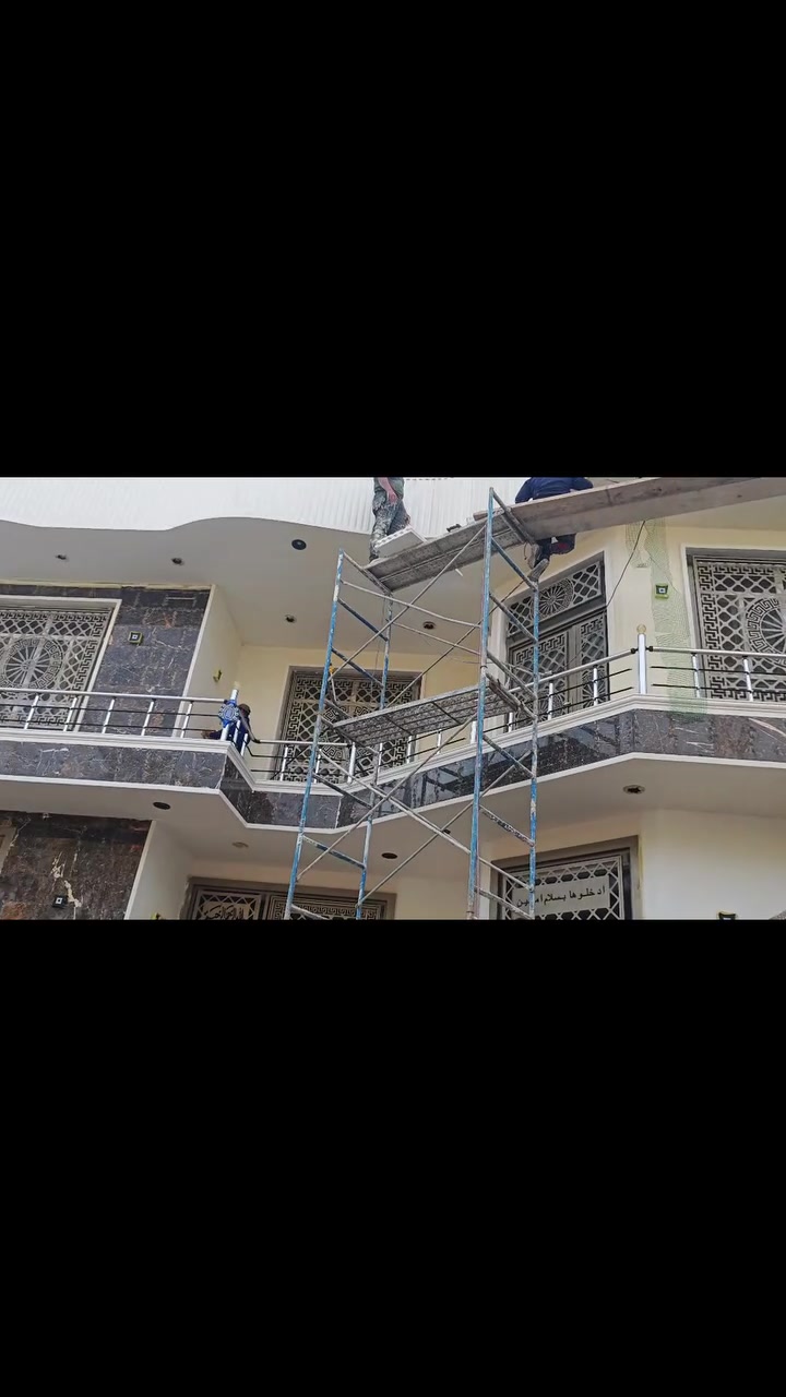 مساء الخير.. ،🌹🌹
عمل  كافة أنواع الديكورات الخارجيه🌹🌹
الديكورات داخليه كافة أنواع الحديد بسعار مناسبه🌹🌹
🌹🌹 العنوان المسيب حي الشرطة ***********
