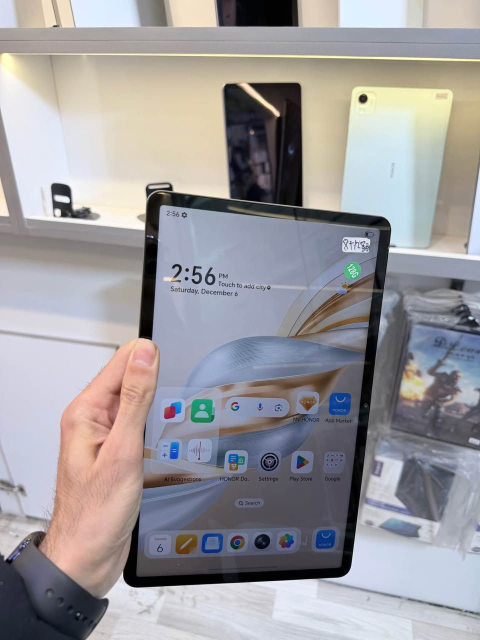 ئایپاد HONOR Pad X9a
زاکیرەی 128 گێگای ڕام ٨ کەپس بە زەمانی کرانەوە
شاشەی ١٢٠ هێرتزە و پاتری 8300 شتێکی هەتا بڵێی جوان و خاوێن
نرخی ١٤٠ دۆلارە گەیاندن هەیە ناونیشان:- هەولێر قەڵاتی نوێ
مۆبایلی هاوکار :- 📱*********** أربيل, العراق
