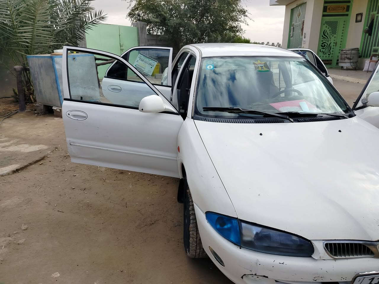 السلام عليكم
بروتون رقم بغداد انكليزي باسمي
سنويه ل28 
مكينه جديد 
تخم تاير 
صدر امامي و خلفي جديد 
مشط ستيرن جديد 
تبريد تدفئة شغال 
سياره جاهزه مابيها اي نقص 
العنوان ديالى بلدروز 
*********** 
السعر ب45 وبيها مجال قليل
