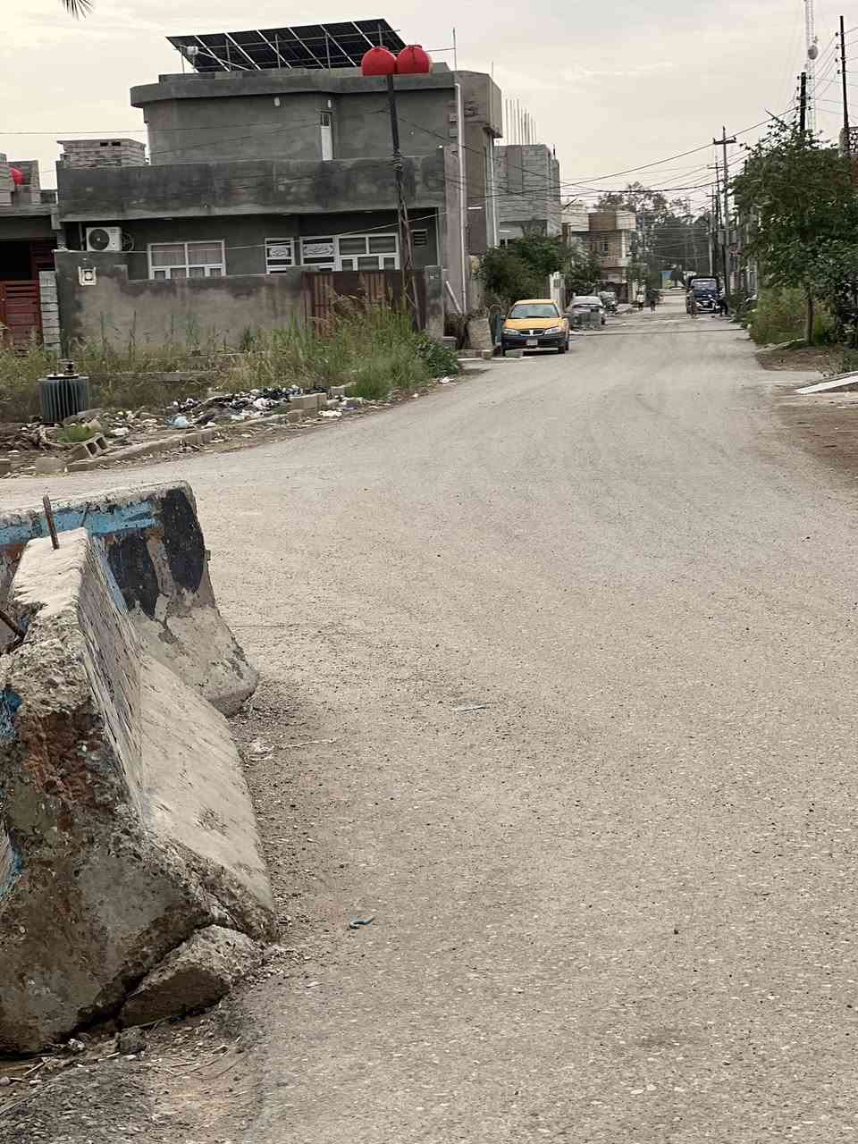 قطعه متوفرة موقع دور الزراعة الثانية
سلام عليكم  القطعه لمساحة 150 متر. وجه 8 نزال 19 
خدمات كامله مي كهربا تبليط 
وبيها معامله تطويب ورقم 

السعر 35 وبيها مجال بسيط 

موقع دور الزراعة الثانية من تعبر البزل اخرب مدخل 
من يم الحداحده 

الاتصال عل رقم 

***********
