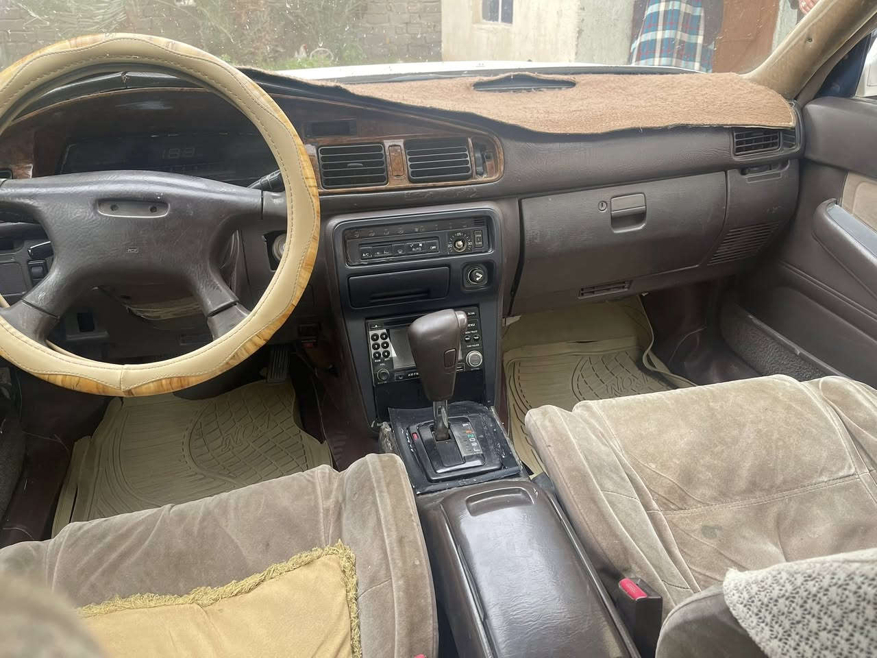 شيزر. جديده بلاد شرط ونظيفه للبيع 
مكاني. ذي قار قضاء دوايه
***********
السعر ٣٩
