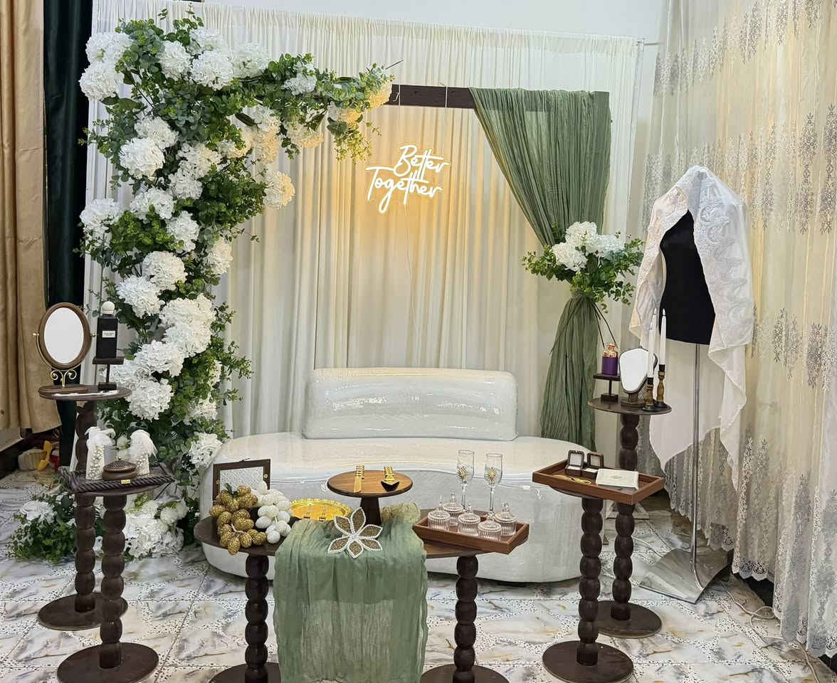 يقدم لكم asnat_koshat3 اقوى العروض 
ليلة العمر تستحق لمسة ملكية ✨
لأننا نعلم أن التفاصيل هي التي تصنع الفرق، نقدم لكم أرقى تصاميم الكوشات في الفلوجة بأسعار تناسب الجميع.
اسنات للكوشة و المناسبات#


**إذا كنت صاحب هذا الإعلان وتريد حذفه لأي سبب، رجاءا أرسل رسالة إلى الدعم الفني**