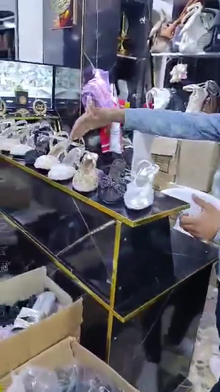 تربيح جوائز من عند أحذية ابو عيطة 
مين صاحبة النصيب 💥🔥🔥🥰♥️


**إذا كنت صاحب هذا الإعلان وتريد حذفه لأي سبب، رجاءا أرسل رسالة إلى الدعم الفني**