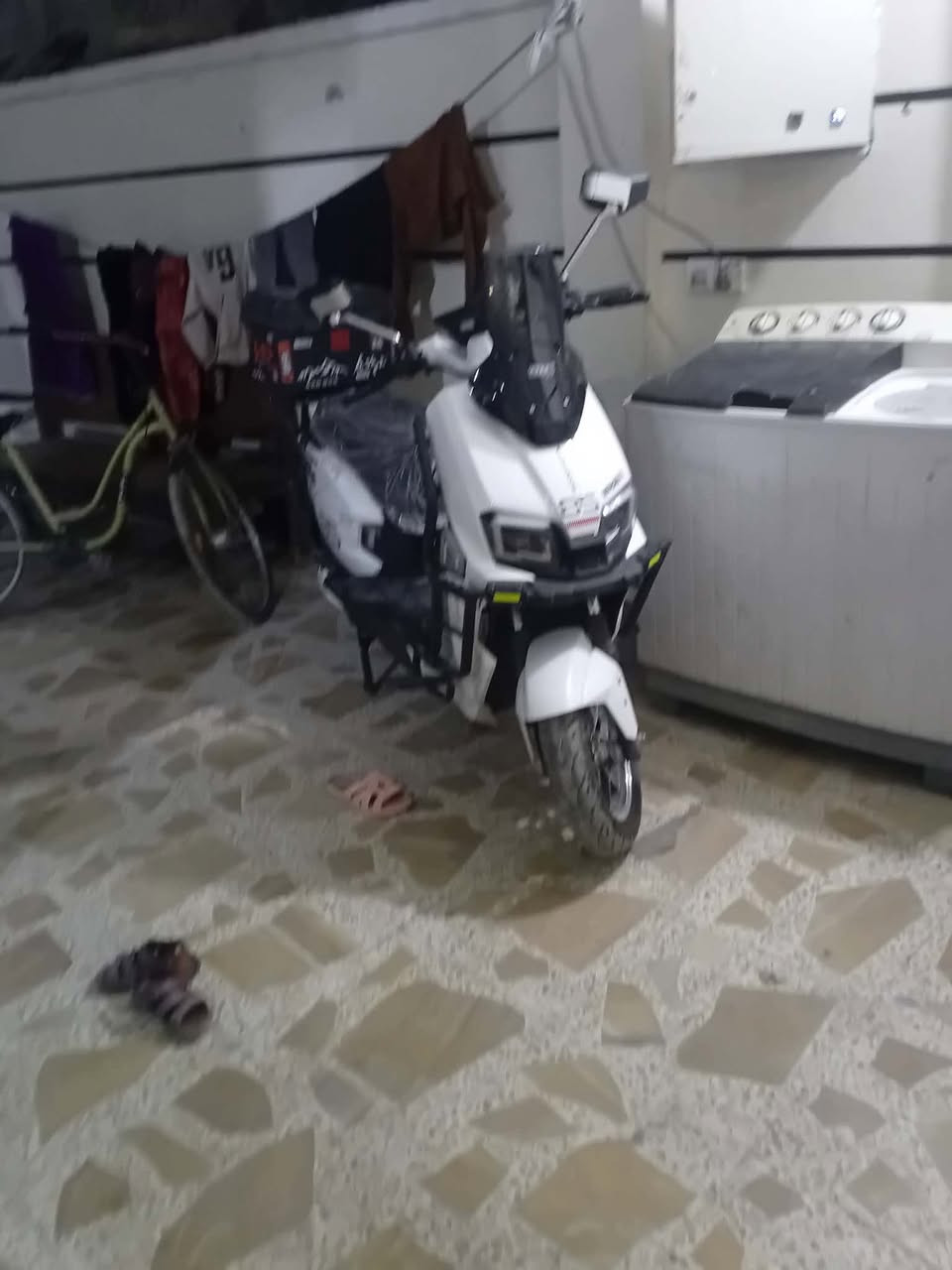 دزاجه شحن للبيع السعر 950 مستخدمه اقل الشهر مكان ديالى بعقوبه ***********
