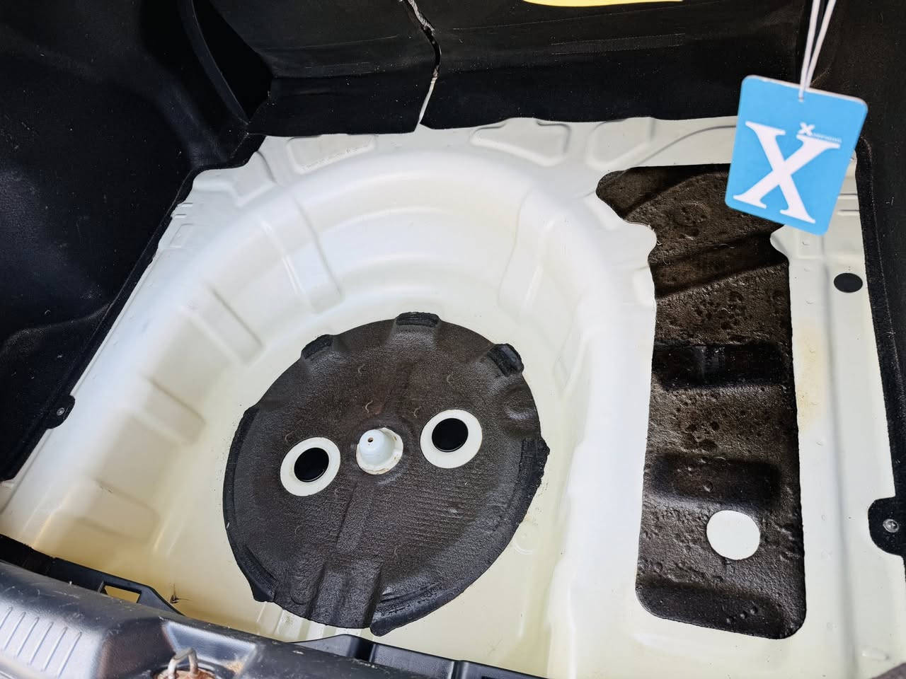 السلام عليكم ورحمة الله وبركاته..
كيا سيراتو خليجي موديل 2013 فول مواصفات 1/1 محرك 1600 دوش شرط ما مفتوح مكفوله كفاله عامه منّ الضربة والصبغ والتبديل رقم بصرة مشروع وطني سنويا مجددة لغاية 2028 مواصفات السيارة بصمة تشغيل بصمة أبواب فتحة شاشة تأب كامرة دوارة فول تحكم استيرن مرايات شفط تحكم مرئي إشارة بالمرايه حساس خلفي شغال 5ويل كب اصلي بلاجكتور محرك 1600 دوش شرط ما مفتوح سيارة جديدةً جدآ من الداخل والخارج جاهزة بمعنى الكلمة كير مكينه حدادية كله جديد تبريد ثلج تدفئة شغالة حدادية شرط 100‎%‎ تراي كلش حلو دواخل جديدة مكان السيارة الناصرية السعر 115 
***********
