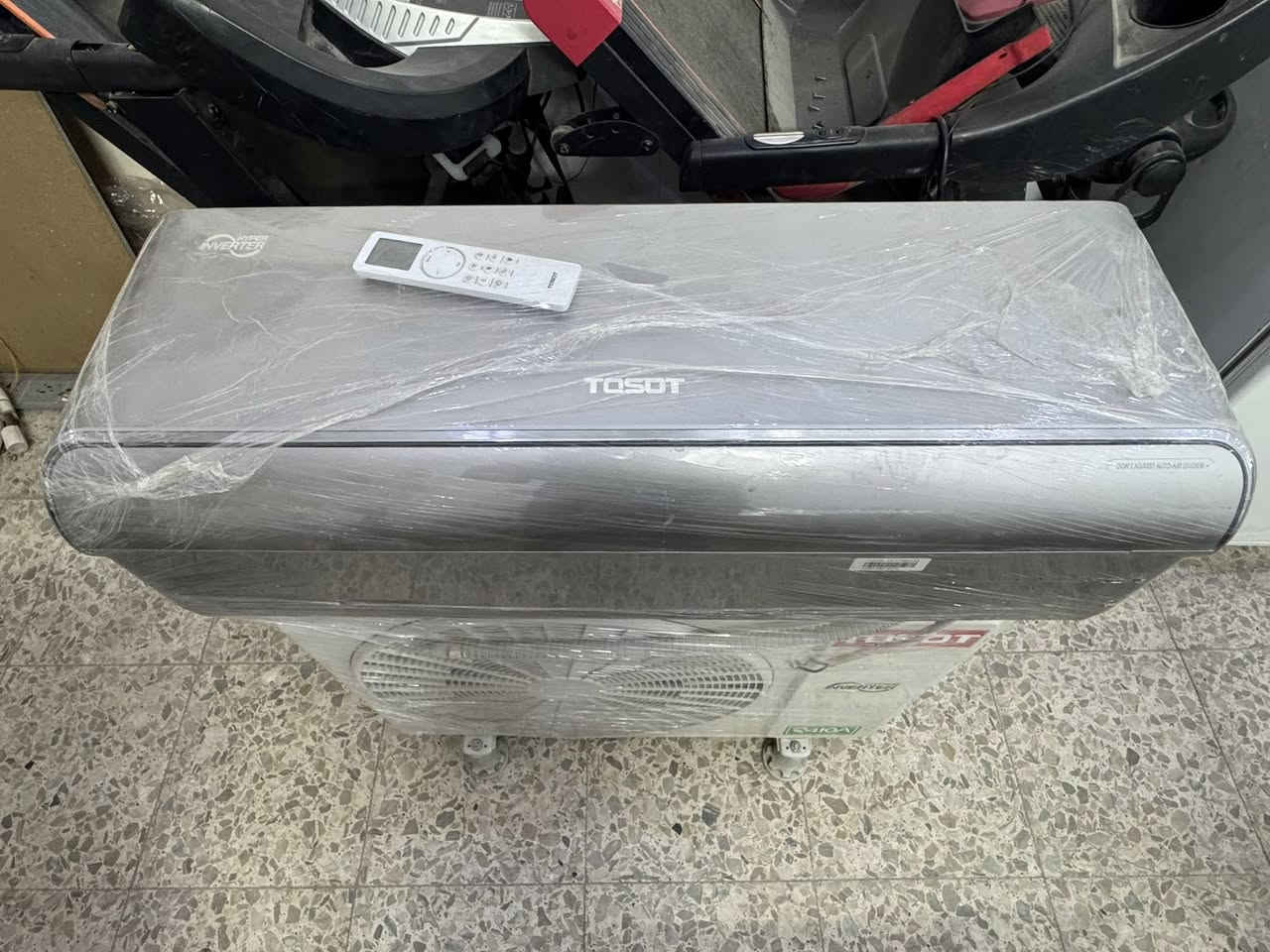 سبلت توسوت موديل ٢٥طن ونص انفيرتر هايبر  مستخدم شهر واحد ***********

