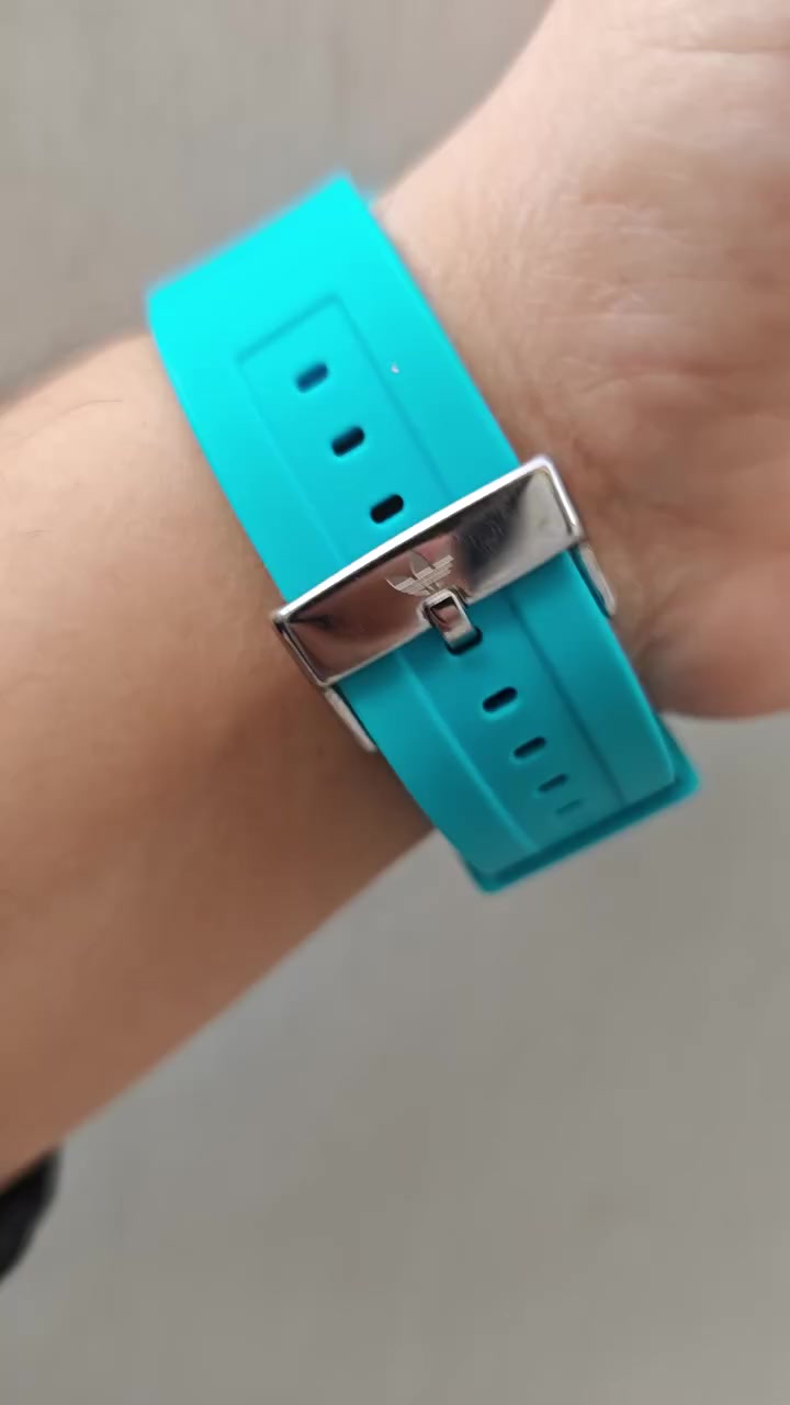 سلام علیکم. 
ساعە ریاضی من ادیداس اصلی للبیع. ربل ضد الحساسه. لون سمائی ممیز. مكینه یابانی باتری. نضیف و شغال مضبوط. سعر 25 الف.


**إذا كنت صاحب هذا الإعلان وتريد حذفه لأي سبب، رجاءا أرسل رسالة إلى الدعم الفني**