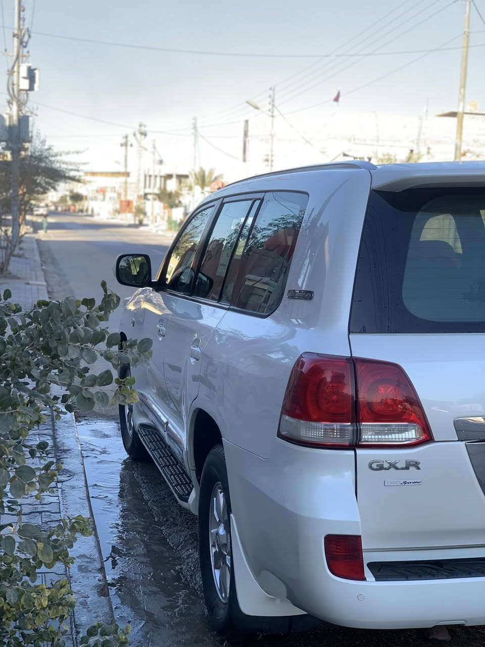 سلام عليكم لاندكروز  ستينيه اصل 2010 مكفوله كفاله عامه  سنويه توه مجدده ماشيه 120 حقيقي 6 بستم سعر 320$ بصره قضاء المدينه هاتف *********** وتساب فقط!
