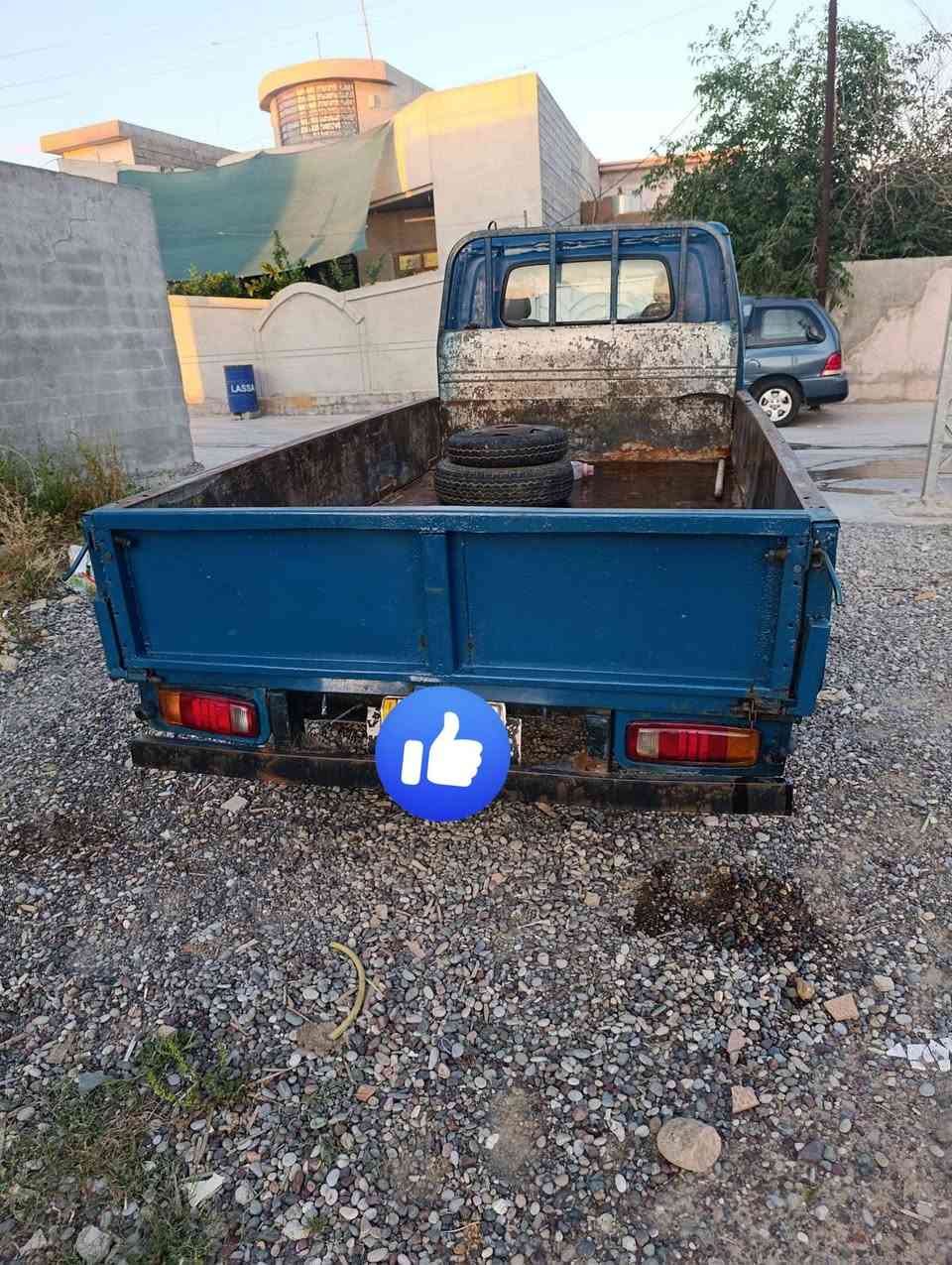 كيه حمل موديل 2001 سياره كير مكينه جديد جهاز للشغل سياره ما متعوبه شرط سياره جهازه من كلشي كبل للشغل كهربائي كله كامل سياره حلوه ونضيفه سعره 63, أو بيه مجال المو شراي لا يتعبني ***********
