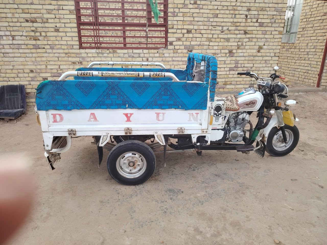 سلام عليكم ستوته مديل 21 ستوته نضيفه تخبل أوراق اصولي مكينه جديده السعر ثنين وربع وبيها مجال وشراي يتصل ***********
