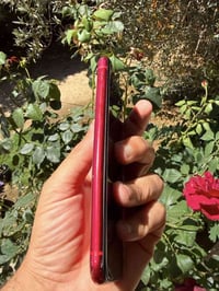 ايفون ١١ • ذاكره ٦٤ • بصمه شغاله