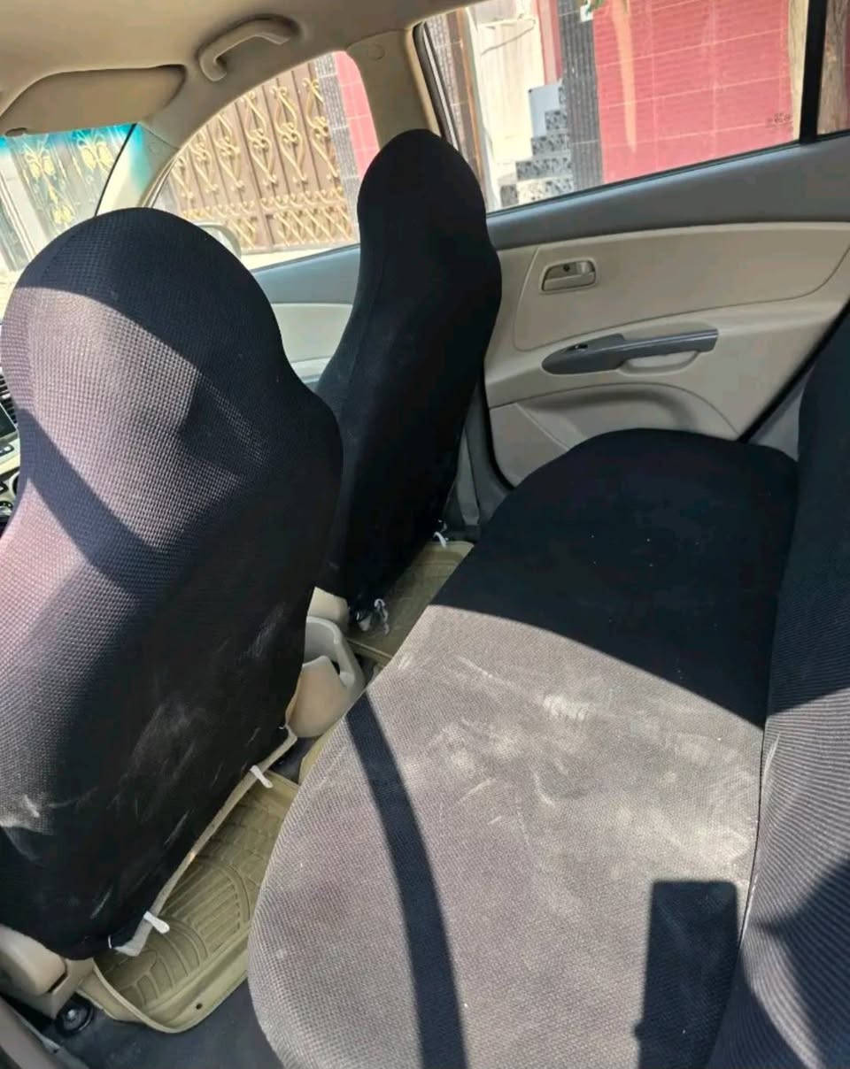 كيا ريو موديل٢٠١٢
سيارة بدون اي مصرف
ماشية ١٢٥الف كم 
رقم وسنوية جديد 
سيارة دعامية لدعامية بشرط
مكينه١٤
سعر ١٠٣ ورقة بيها مجال 
***********
مكان دهوك سميل, دهوك
