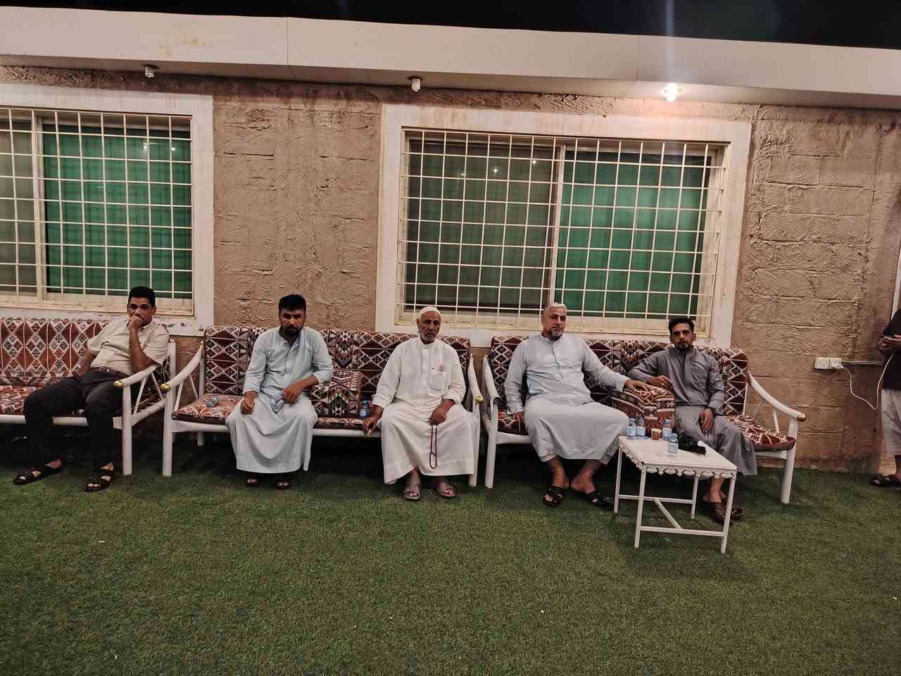 اللقطات الجميلة لمعتمرينا الكرام الافاضل معتمرين قوافلنا قافلة شركة المدينة المنورة للحج والعمرة 
في الحدود والطريق والاستراحات في حائل وبفضل الله بعد تقديم لهم وجبة الإفطار الان متوجهين إلى مدينة السكينة والطمأنينة وراحة البال المدينة المنورة صل الله على ساكنها أفضل الصلاة والسلام بقيادة خادم ضيوف الرحمن المدير التنفيذي حجي محمدهشام ابوعيفان العيساوي
ومازلنا مستمرين بأستلام جوازات رحلة
 يوم ٢٧_٧ جوآ #بسعر٧٠٠ 💲 والتصريف من حق المعتمر
ويوم ٥_٨ برآ #بسعر_يبدأ_٣٧٥💲
سارعوا بتسليم جوزاتكم إلى الشركة الكائنة الفلوجة تقاطع الجنسية القديمة مقابل ومجاور باب الخروج لكراج بغداد مقابل ورشة دريد الراوي للتبريد مباشرتآ وللاستفساراكثر الاتصال على الأرقام التالية
***********
***********
 ونتمنئ من زيارة قريبة عاجلآ غير أجلا إلى بيته الحرام
