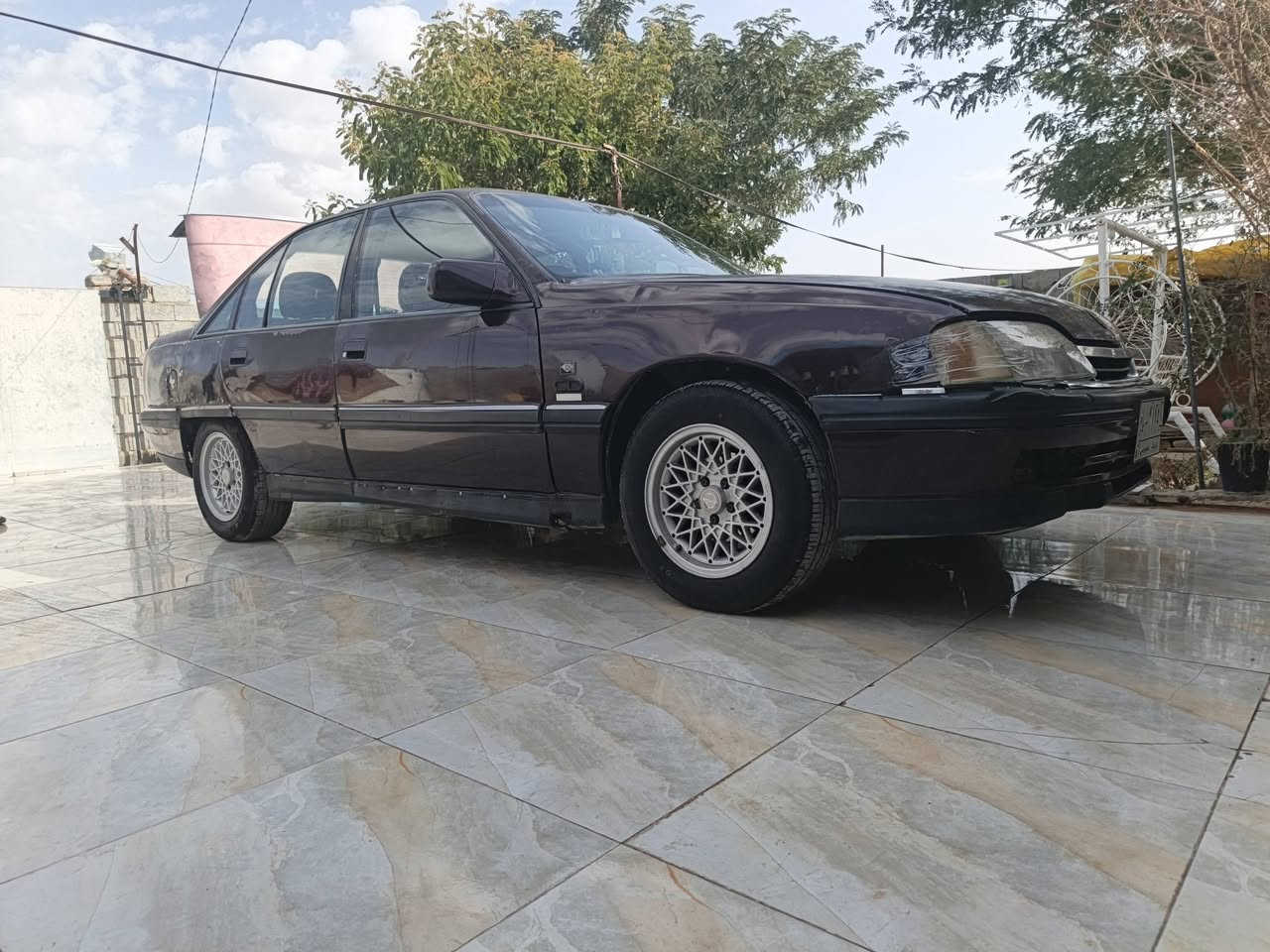 سلام عليكم اوميكا للبيع موديل 92 تخم تاير جديد سنويه بأسمي محرك بلادي لاصرف ولا بخار   الرقم ***********
