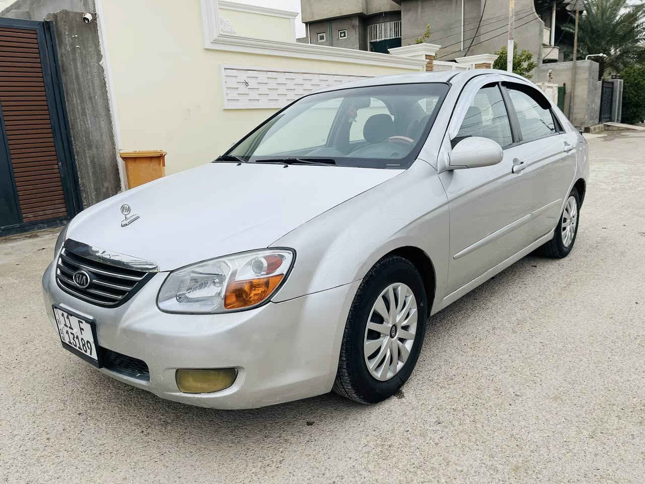 السلام عليكم
كيا سبكترا 2008
رقم بغداد الدولي بأسمي 
وارد امريكي بيهة قطعتين صبغ والسونار موجود ويه الصور
مكينة وكير وكهربائيات وتبريد تدفئة جدد
حدادية جديدة 
مكان السيارة ديالى بعقوبة
السعر 80 وبيهة مجال 
رقم الهاتف ***********
