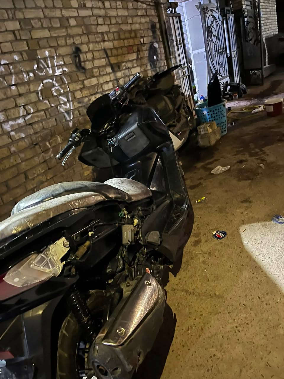 يالله السلام عليكم فورزه  للبيع مستعجل على بيعته مكان بغداد الدوره للاستفسار واتس *********** للمعلومه صفاحها موجوده
