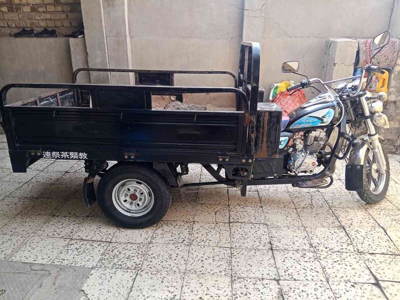 السلام عليكم ستوته صقر للبيع موديل 2022 مكفوله من الخياس محرك مجفت اوراقها كامله مدفوعلها كمرك بيها وكاله وحدة السعر مليون و800 بيها مجال بسيط الاتصال على الرقم  *********** مكان حي النصر
