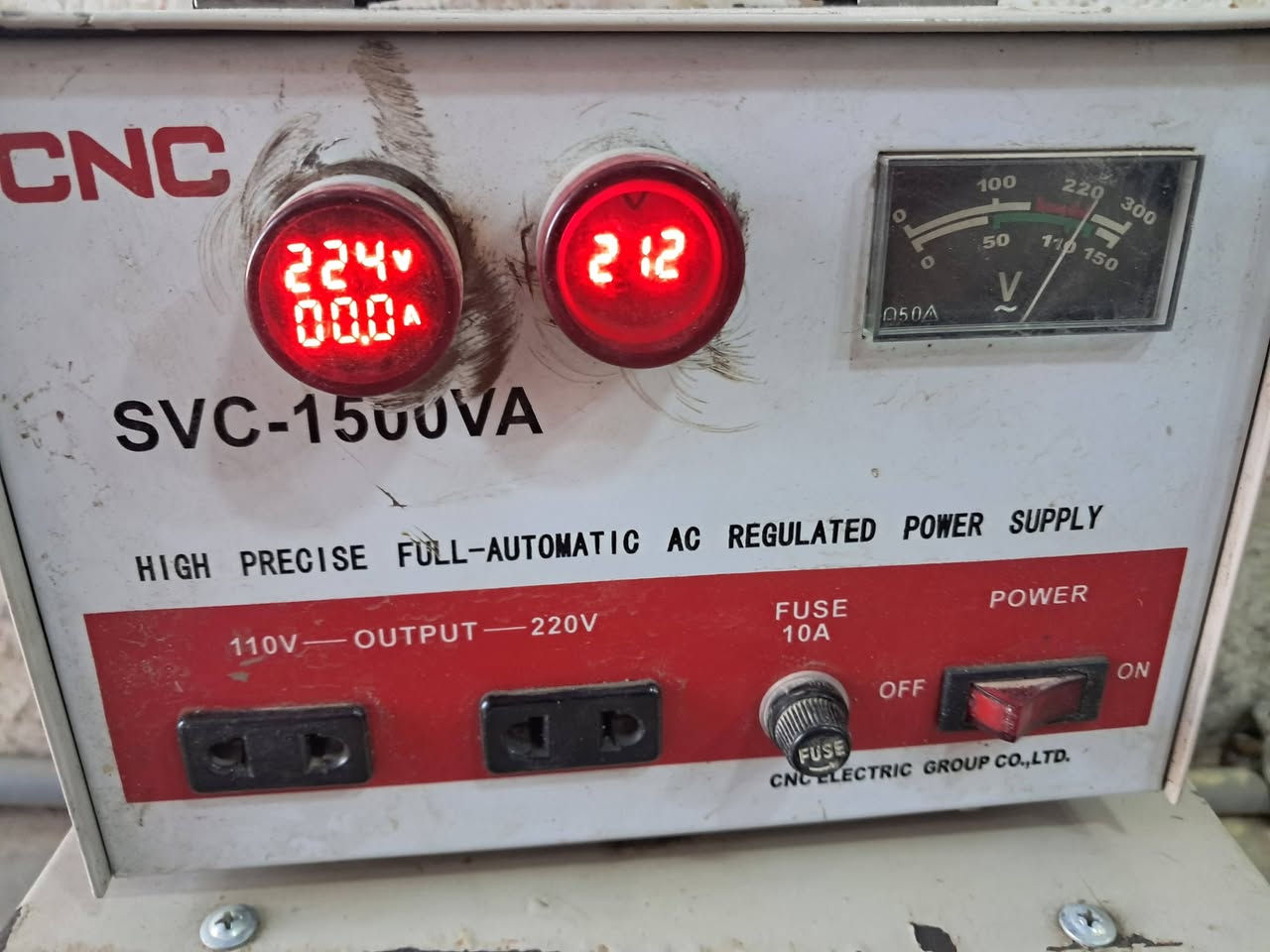 رافع فولتيه للبيع عنوان بغداد شلع ثنينهن ***********
