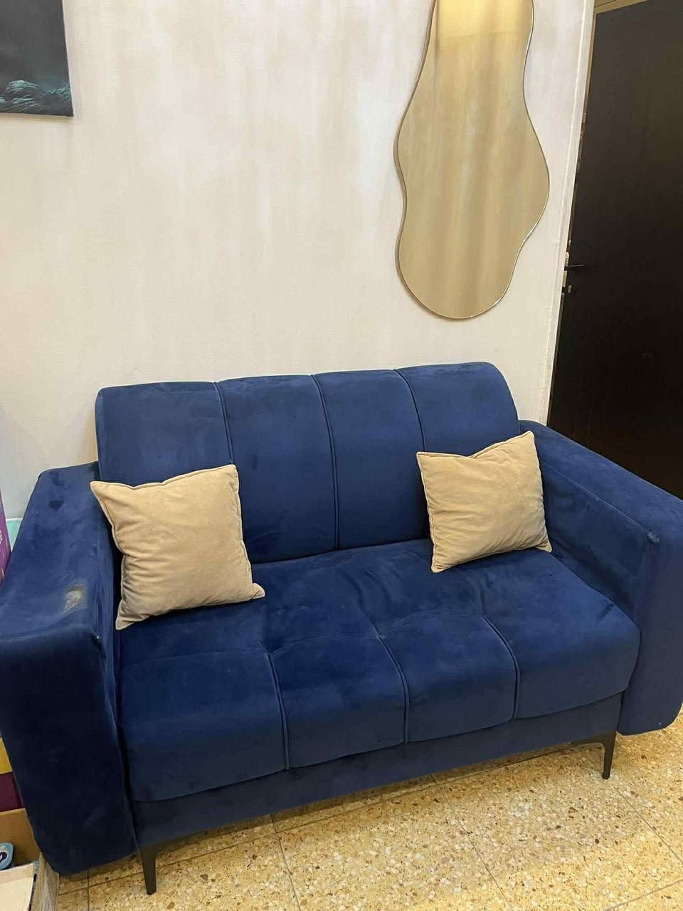 تخم 6 مقاعد
سعره 100قفل


**إذا كنت صاحب هذا الإعلان وتريد حذفه لأي سبب، رجاءا أرسل رسالة إلى الدعم الفني**