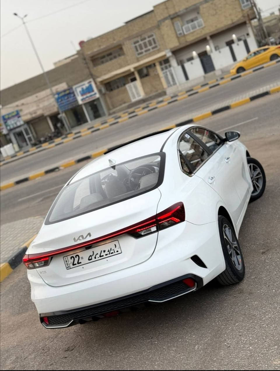 السلام عليكم للبيع للبيع K3 موديل ٢٠٢٤ فول مواصفات ١/١
بيها بارد شبر بلجاملغ الامامي سياره حديده بمعنا الكلمه 
ماعايزه شي مال جناي رقم اربيل وكاله وتحويل مضمونات 
مكاني نجف كوفه شارع المطار يم جوهره العرب  
سعر ١٣٤ وبيها مجال 

***********
