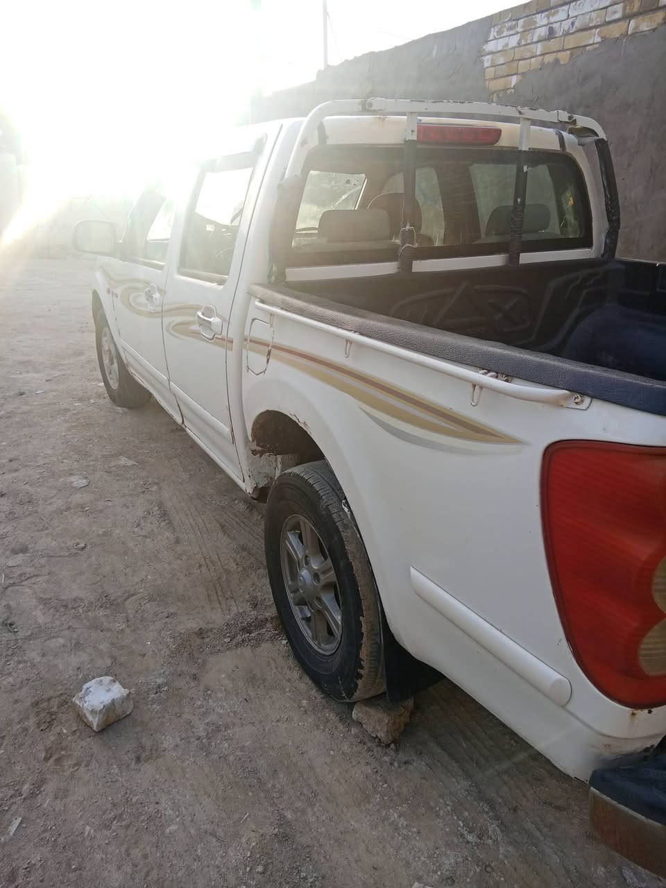 السلام عليكم بيكم كريت موديل 13 جاهزه سياره بيها صبغ باالصفاح مكفوله من الضربه سنويه نهايه 27 مالكها يمي تحويل السعر 48 بيها مجال حق الجيه ت *********** مكان السياره ذي قار قظاء الفجر
