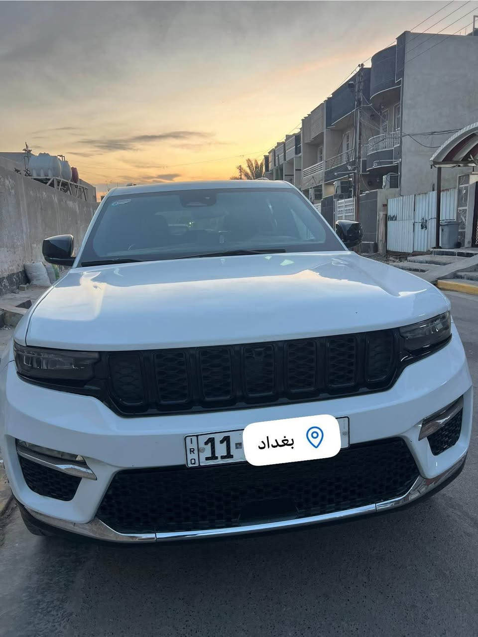 جيب كراند شيروكي بلاك توب 2022
مرقم بغداد

السيارة فول الفول مواصفات...رادار امامي خلفي جانبي ..توقف ذاتي5 كامرات خمسة راكب صندوك كهرباء كشنات اربعه تدفئة ستيرن هيتر 
كشنات امامي تدفئةو كهرباء 
جامات ثنين اوتوتشغيل عن بعد 
منافذ شحن بكل مكان 
مرايات جانبيه تدفئة
كير ماوس
تحديد مسار
وبعد هوواي موصفات ومعروف البلاك توب شنو موصفاته
حادثها جاملغ وبنيد مصبوغ
بدون نقص برغي بسعر 260 وبيها مجال
للاتصال *********** بغداد, العراق
