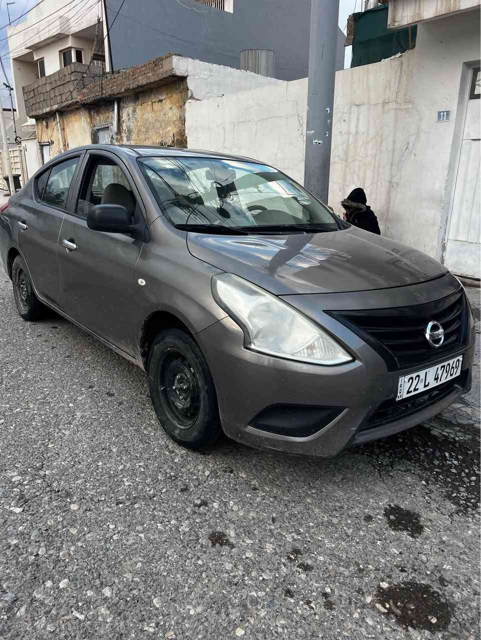 نيسان سه ني موديل ٢٠١٦
حيزام نيه من به حيزام ده فروشم 
بشتي جه مبكي زور خه فيفي هه يه
٤ وه ره قه غرامه له سه ره دواي محمه له بوت ده كه رينمه وه به ناوي خومه
سحر ٨٢ كه ميك مه جال 
*********** أربيل, العراق
