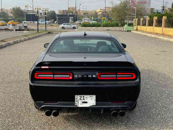 جالنجر 2017 بجم كبس للبيع
سياره مواصفات SXT 
محرك 3600 مكفول 
كير 8نمره 
سياره عليها كت SRT يشمل ويل SRT  و دفيوزر خلفي و اكزوز و لحيه كامل SRT 
داخل شاشه جبيره 
كامره خلفيه 
كشنات جلد 

صيانتها كلها دهن motul عالمي 

ضرر سياره قطعه وحده جامرلغ طرف سايق مبدل نفس لون بدون صبغ ضرر كلش خفيف دعاميه امامي خلفي كبس رقم شاصي مرفق بل منشور 

مكان كركوك طريق بغداد 
السعر مناسب 172 ورقه مع مجال 

اتصال او استفسار واتساب ***********
