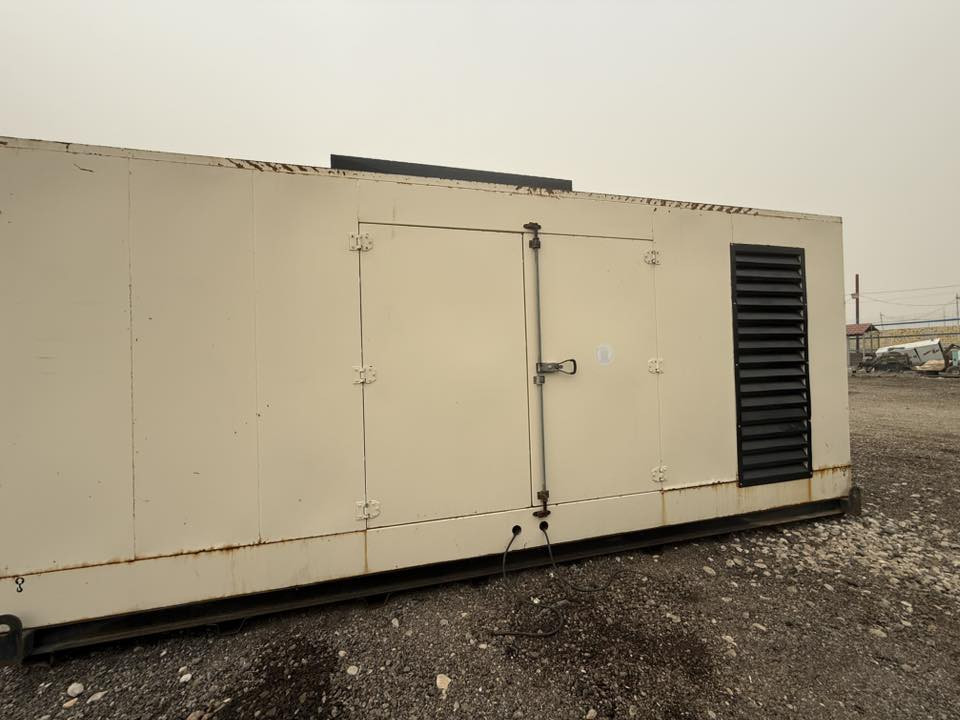 السلام عليكم
للبيع مولد بيركنز انكليزي 6سلندر بريطاني اصلي 🇬🇧 

حجم 2800
دبل سوبر كاتم جبيلي نسبة الكتم ١٠٠/١٠٠
التوليد لوري سومر فرنسي 730KVA

موديل 2017

عدد ساعات التشغيل 13000ساعة فقط 
 سيطرة حديثة متطورة (برودكشن)إطفاء وتشغيل ذاتي فول اوتماتيك المولد 

شرط الحمل

 المحرك غير مفتوح 🔓 

العنوان-بابل -شوملي 

للاستفسار الاتصال ع الأرقام التالية 

***********/***********

علماً يتوفر لدينا من ال١٠كيفي إلى ٧٥٠
